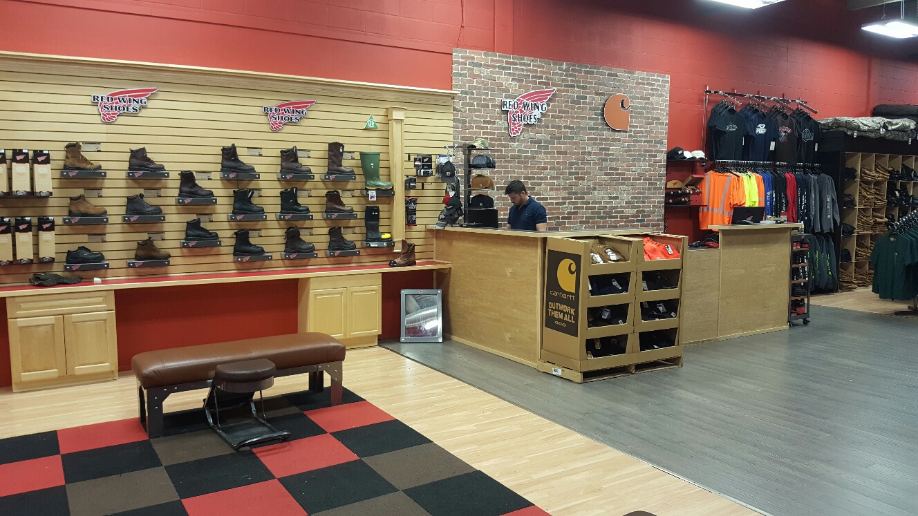 redwing store hours